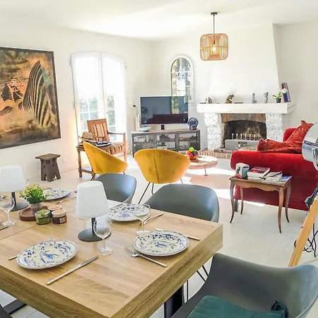 Les Gaulois By Interhome *